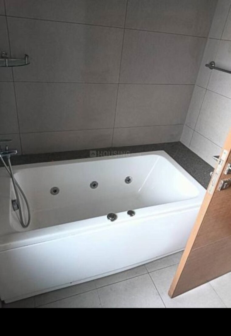 Bathroom, tata-la-vida 2 Bedroom 1276 Sq.Ft. Apartment In Sector 113 Gurgaon 10560226