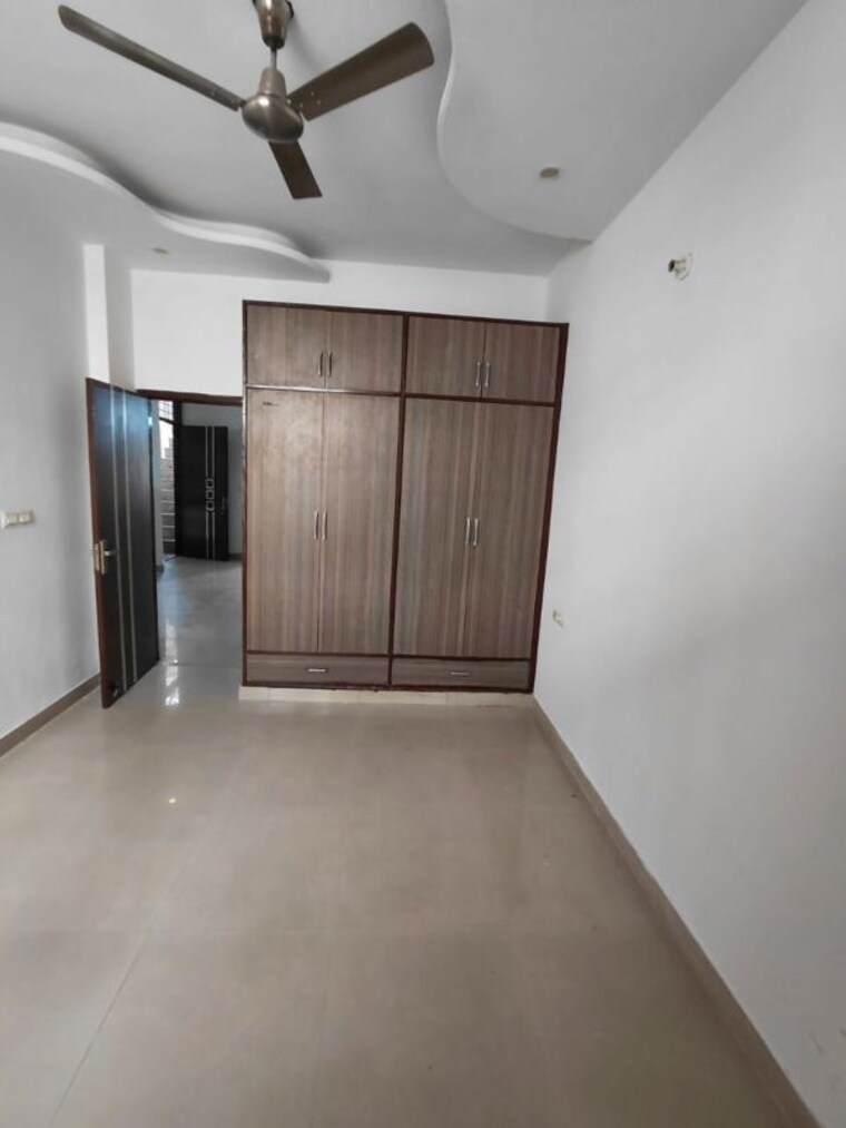 Room, pir machalla 2 Bedroom 1255 Sq.Ft. Apartment In Pir Machalla Zirakpur 10560201