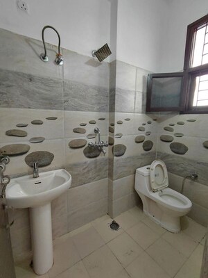 Bathroom in 2 BHK Apartment at Pir Machalla – for Rent