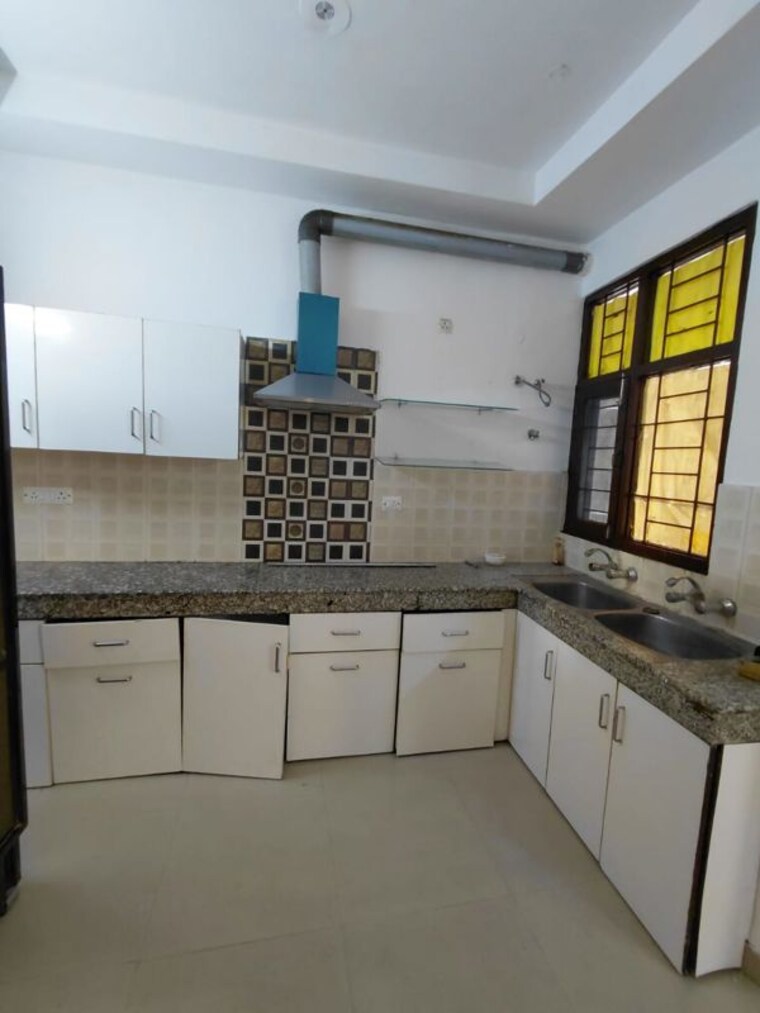 Kitchen, pir machalla 2 Bedroom 1255 Sq.Ft. Apartment In Pir Machalla Zirakpur 10560201