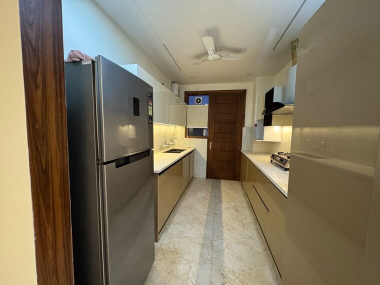 Kitchen, sector 7 3 Bedroom 250 Sq.Yd. Builder Floor In Sector 7 Panchkula 10560299