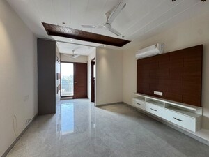 3 BHK Builder Floor For Sale in Sector 7