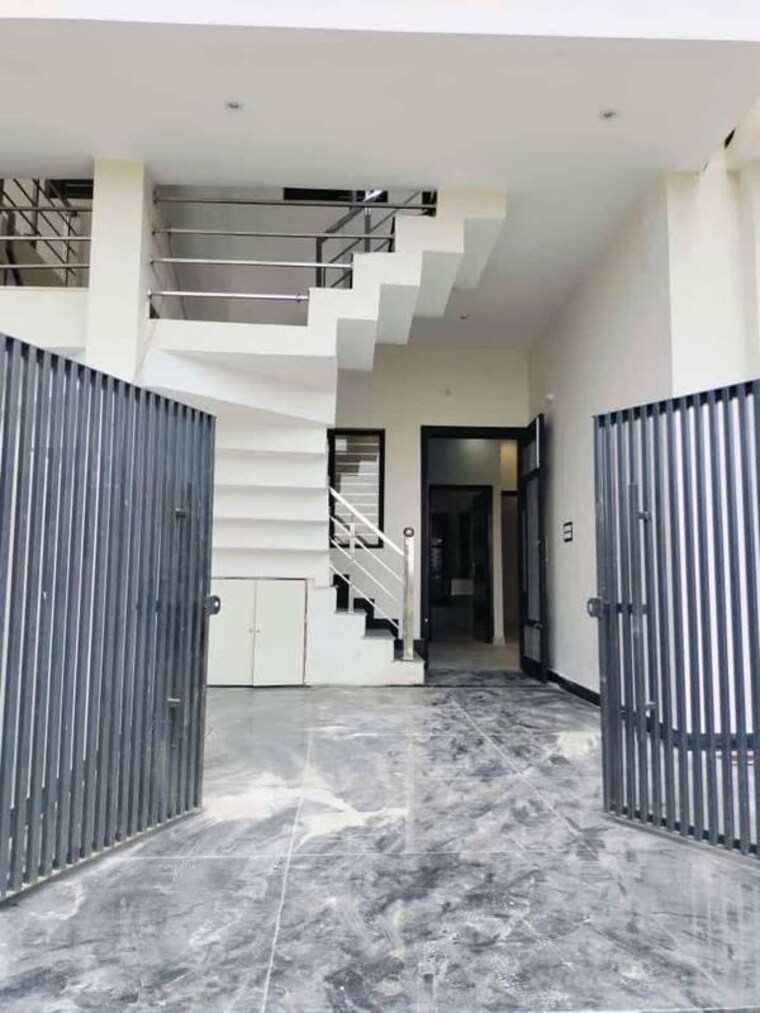 Balcony, kharar mohali road 4 Bedroom 117 Sq.Yd. Villa In Kharar Mohali Road Kharar 10560257