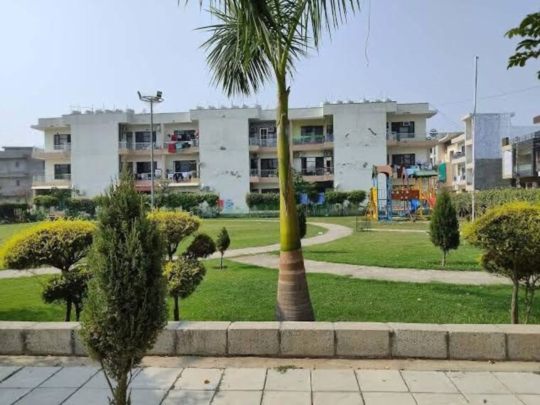 Garden, kharar mohali road 4 Bedroom 117 Sq.Yd. Villa In Kharar Mohali Road Kharar 10560257