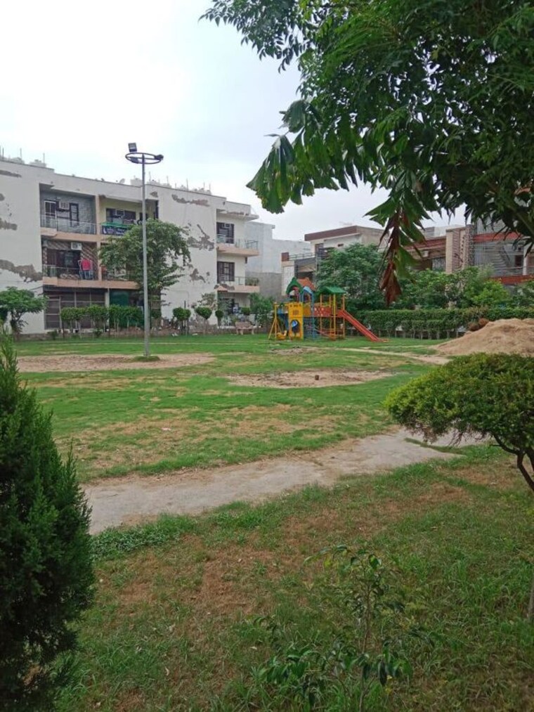 Garden, kharar mohali road 4 Bedroom 117 Sq.Yd. Villa In Kharar Mohali Road Kharar 10560257