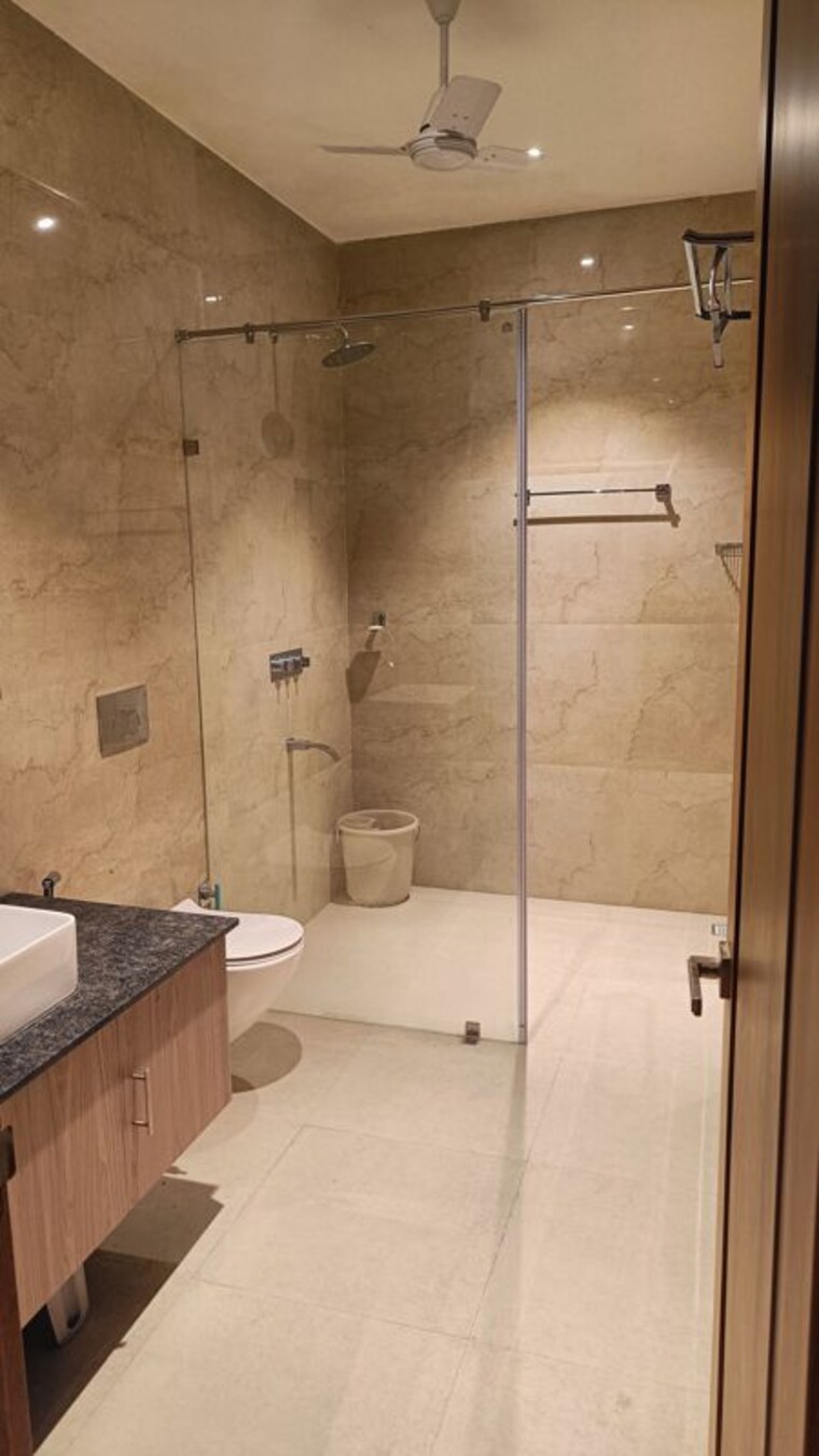 Bathroom, south mullanpur 5 Bedroom 3690 Sq.Ft. Builder Floor In South Mullanpur Chandigarh 10560290