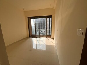 Room in 2 BHK Apartment at Transcon Triumph Tower 2, Andheri West – for Rent