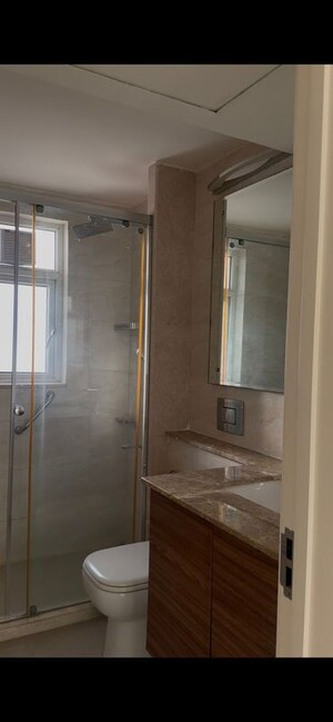 Bathroom in 4 BHK Apartment at DLF Park Place, Sector 54 – for Sale