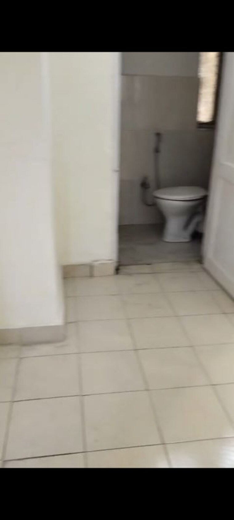 Bathroom, arun-vihar-sector-37 3 Bedroom 1800 Sq.Ft. Apartment In Sector 37 Noida 10550879