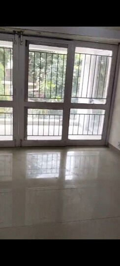 3 BHK Apartment For Sale in Arun Vihar Sector 37