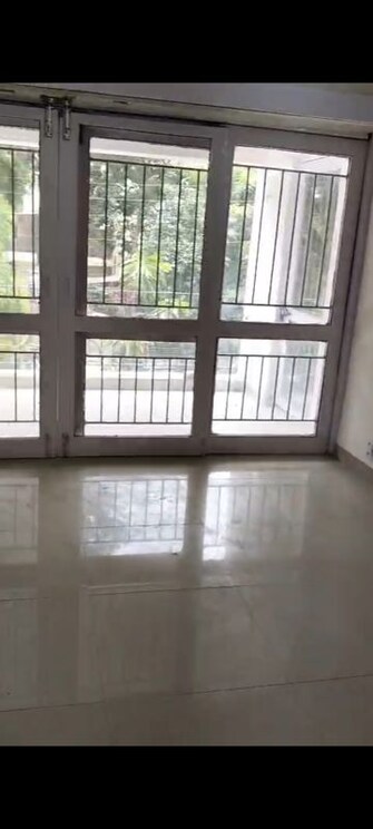 3 BHK 1800 Sq.Ft. Apartment in Arun Vihar Sector 37