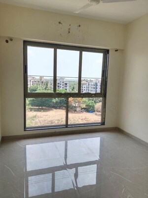 2 BHK Apartment For Rent in Veena Smart Homes, Kandivali West
