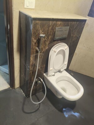 Bathroom in 3.5 BHK Apartment at Supertech ORB, Sector 74 – for Rent
