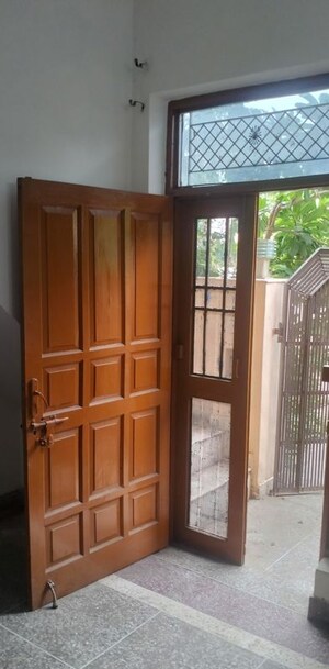 1 BHK Builder Floor For Rent in Sector 22