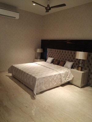 Bedroom in 5 BHK Builder Floor at Sector 4 – for Sale