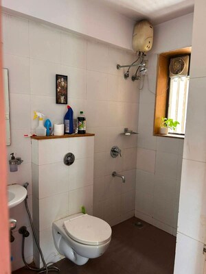 Bathroom in 1.5 BHK Apartment at Lodha Casa Bella Gold, Dombivli East – for Rent