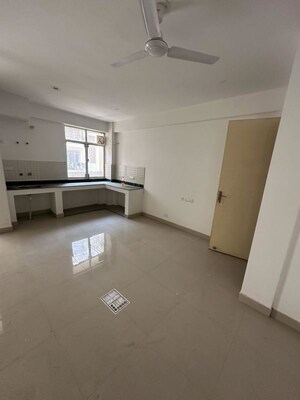 Room in 2 BHK Builder Floor at Sector 22 – for Rent