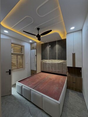 Bedroom in 2.5 BHK Builder Floor at Uttam Nagar – for Sale