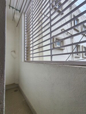 Balcony in 1 BHK Builder Floor at Hsr Layout Sector 3 – for Rent