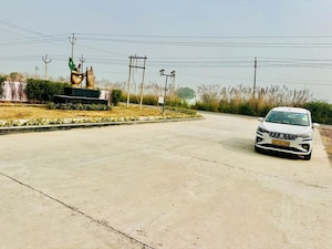  Plot – Exterior View View at Chhata - for Sale
