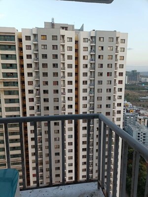 2 BHK Apartment For Rent in Paranjape Blue Ridge, Hinjewadi