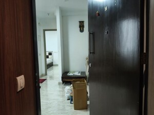 Room in 1 BHK Apartment at Hiranandani Estate – for Rent