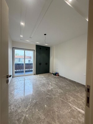 Room in 3 BHK Builder Floor at Ashok Vihar – for Sale