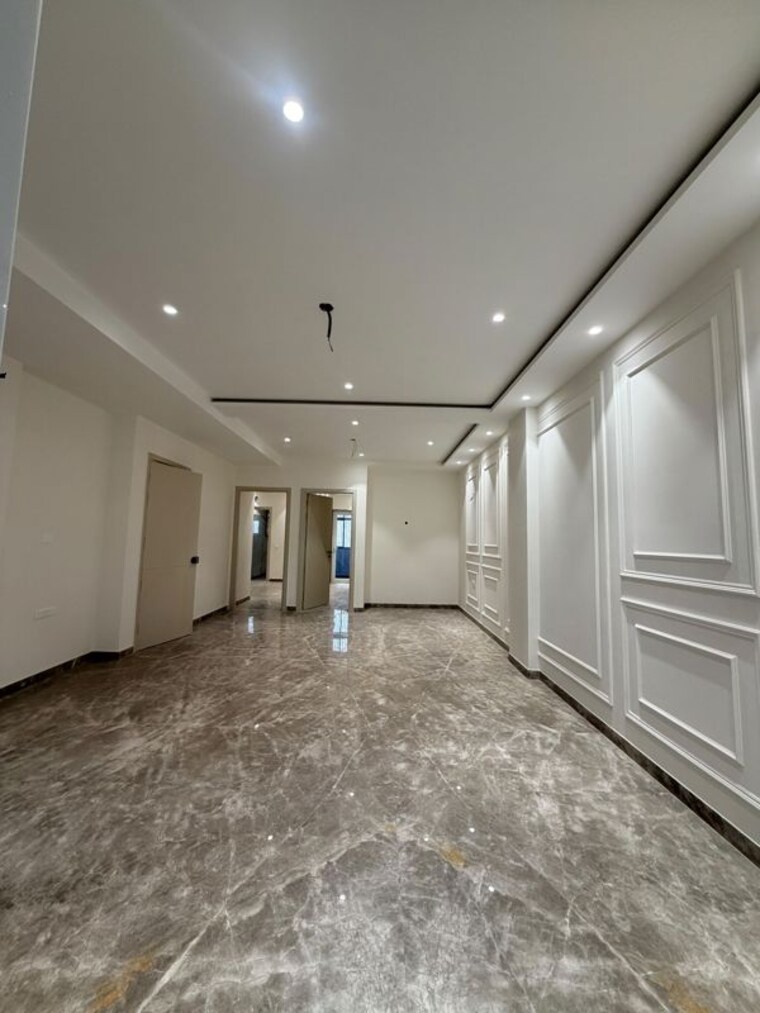 undefined, ashok vihar 3 Bedroom 200 Sq.Ft. Builder Floor In Ashok Vihar Delhi 10560596