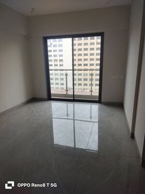 Room in 2.5 BHK Apartment at Hubtown The Premiere, Andheri West – for Sale
