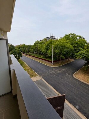 Swimming Pool in 1 RK Builder Floor at Delta Square, Sector 25 – for Rent