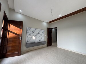 2 BHK Builder Floor For Rent in Sector 16