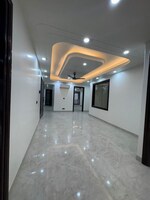 3 BHK 240 Sq.Yd. Builder Floor in Sector 31