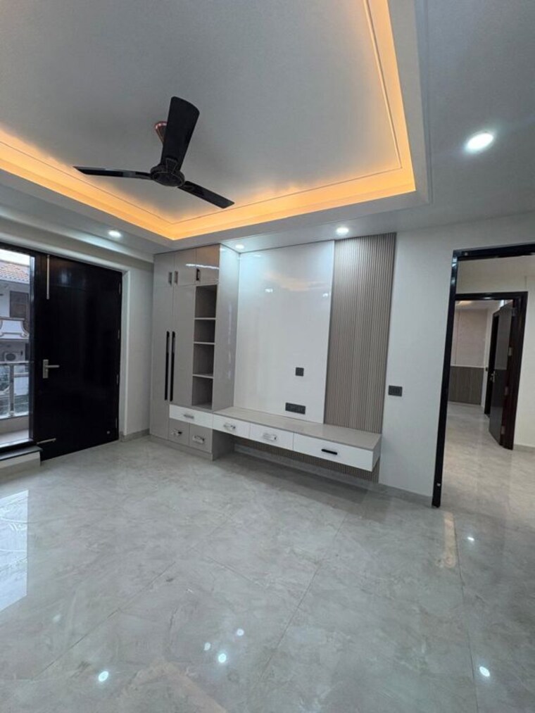 Room, sector 31 3 Bedroom 240 Sq.Yd. Builder Floor In Sector 31 Gurgaon 10560630