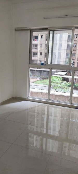 3 BHK Apartment For Sale in Lodha Amara, Kolshet Road