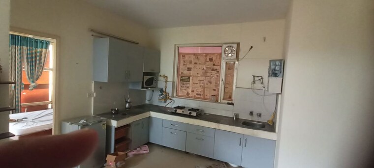 Kitchen, pyramid-urban-homes 1 Bedroom 350 Sq.Ft. Apartment In Sector 70a Gurgaon 10560639