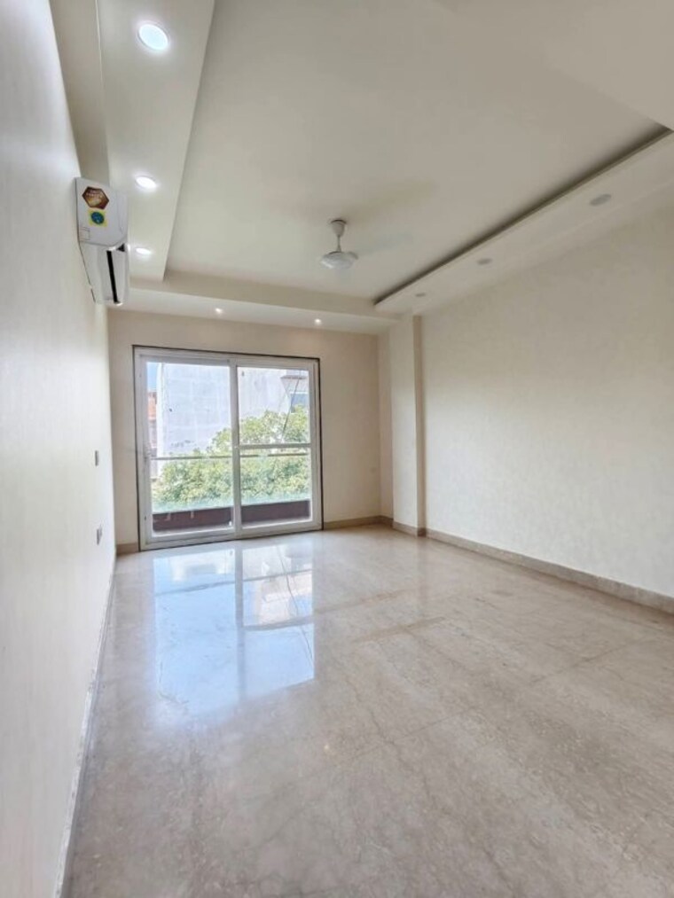 Room, dlf-green-avenue 4 Bedroom 3000 Sq.Ft. Builder Floor In Dlf Phase iv Gurgaon 10560642