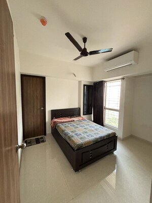 Bedroom in 1.5 BHK Apartment at Lodha Amara, Kolshet Road – for Rent