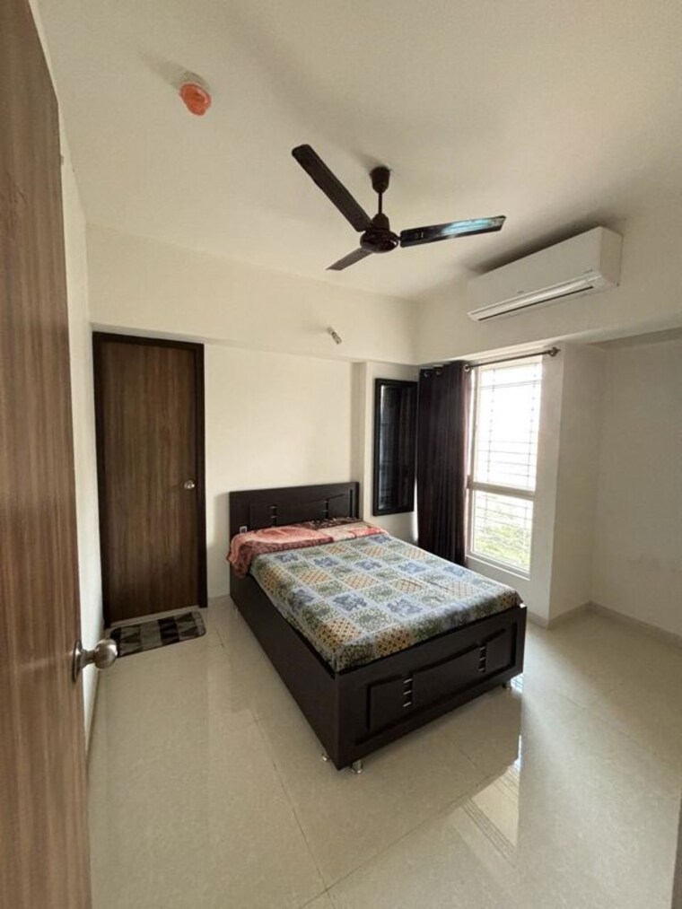 Bedroom, lodha-amara 1.5 Bedroom 700 Sq.Ft. Apartment In Kolshet Road Thane 10560656