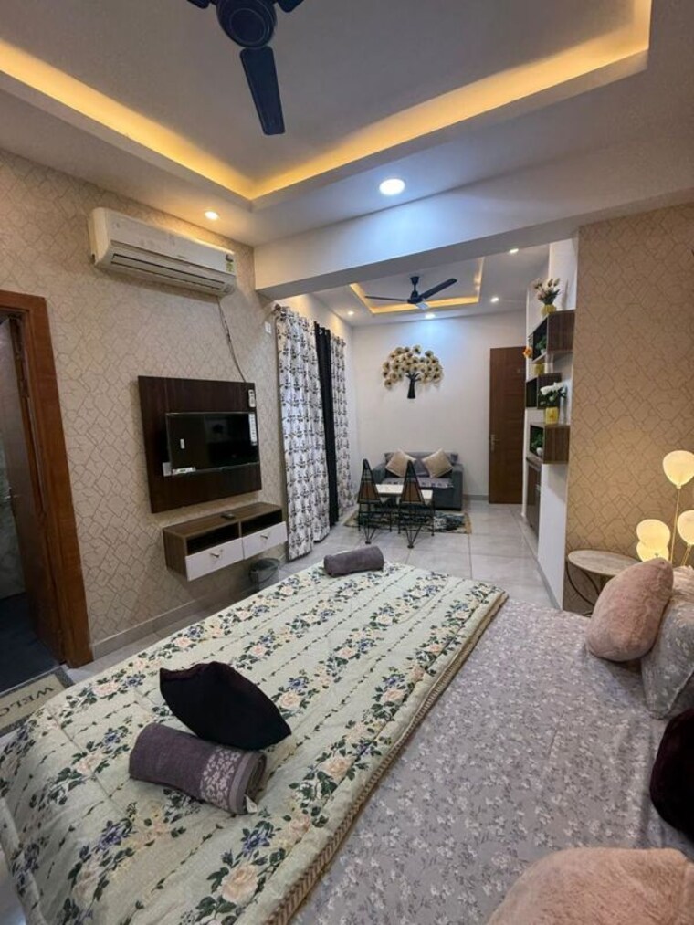 Living Room, supertech-north-eye Studio 535 Sq.Ft. Apartment In Sector 74 Noida 10560652