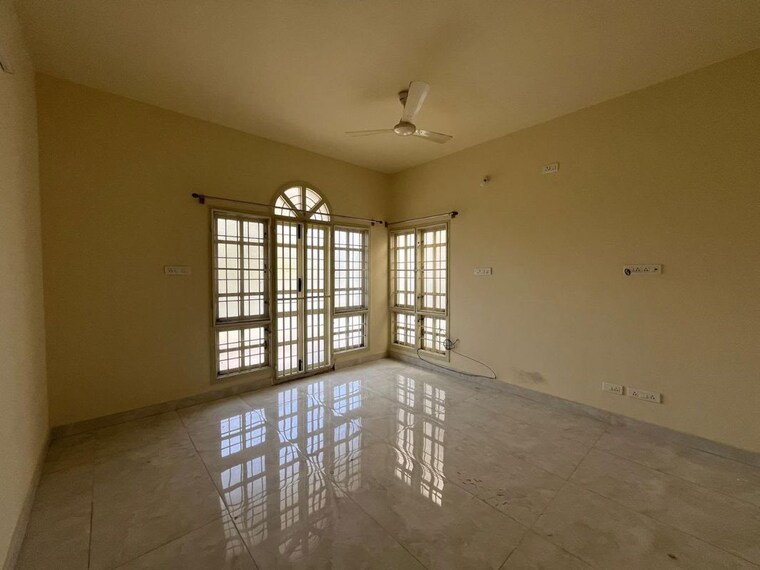 Room, hsr layout 3 Bedroom 2100 Sq.Ft. Builder Floor In Hsr Layout Bangalore 10560664