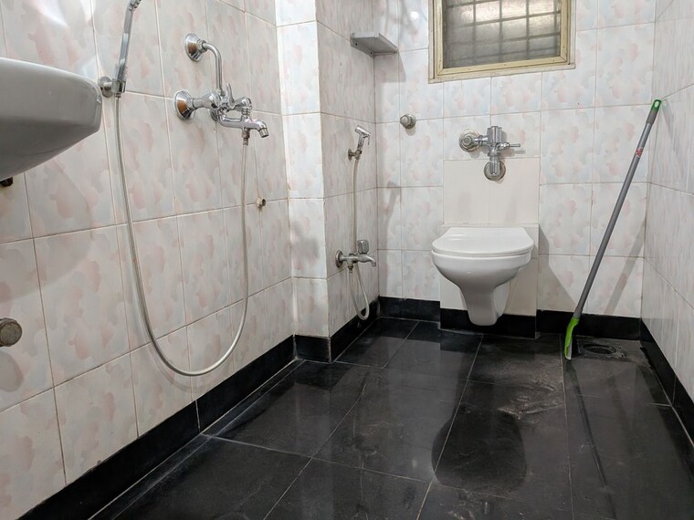 Bathroom, shiv-bhagtani-manor-3b-chs 2 Bedroom 1050 Sq.Ft. Apartment In Chandivali Mumbai 10560635