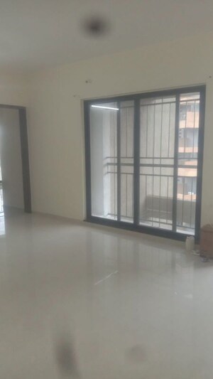 Room in 2 BHK Apartment at Malpani Greens, Wakad – for Rent