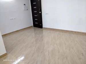 Room in 3 BHK Apartment at Saya Zion, Sector 4 Greater Noida – for Sale