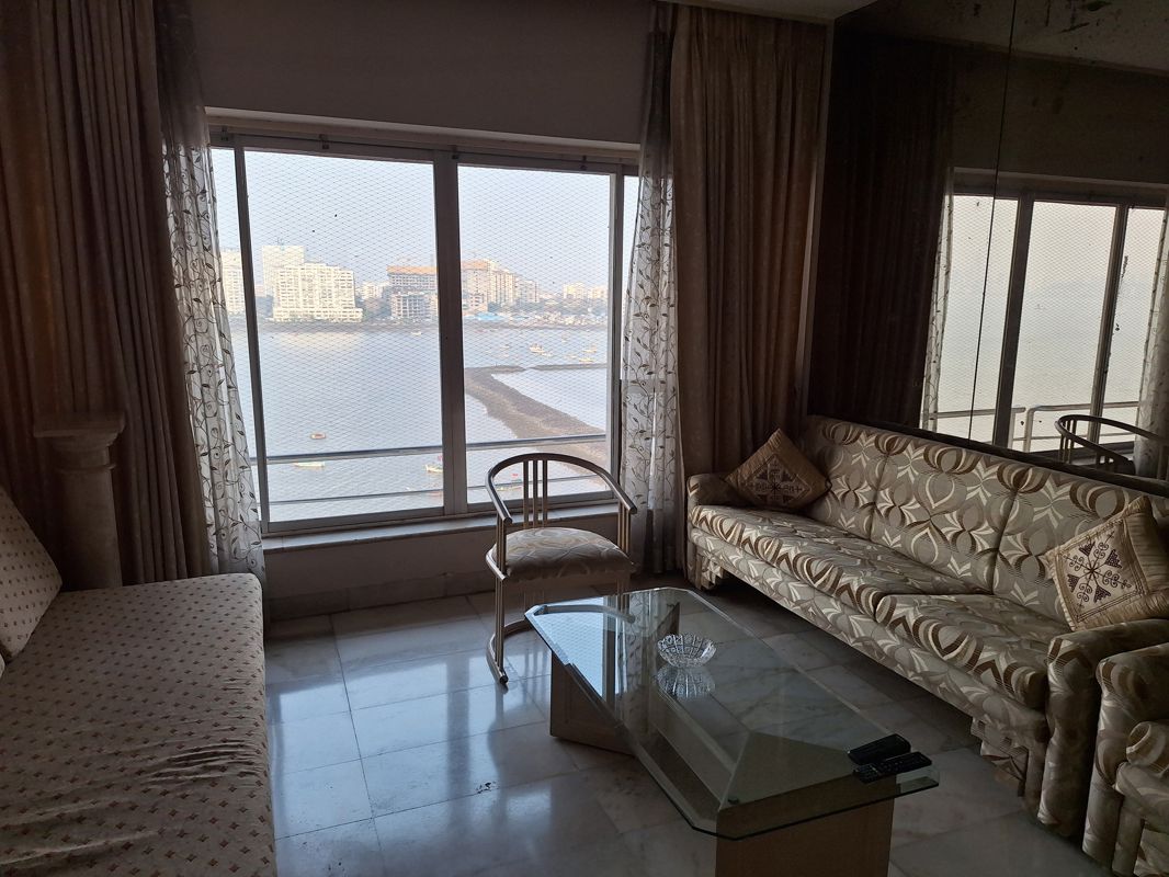 1 BHK + Study Room 625 Sq.Ft. Apartment in Maker Tower