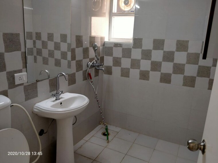 Bathroom, sam-palm-olympia 2 Bedroom 1175 Sq.Ft. Apartment In Sector 16c Greater Noida Greater Noida 10560721