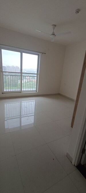 Room in 3 BHK Apartment at Godrej Nurture Pune, Mamurdi – for Rent