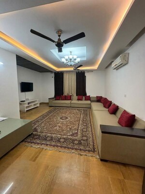 Bedroom in 3 BHK Builder Floor at Saket – for Rent