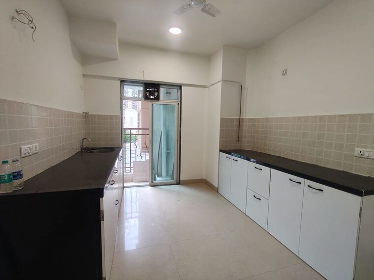 Kitchen, nahar-amrit-shakti 3 Bedroom 1502 Sq.Ft. Apartment In Chandivali Mumbai 10560724