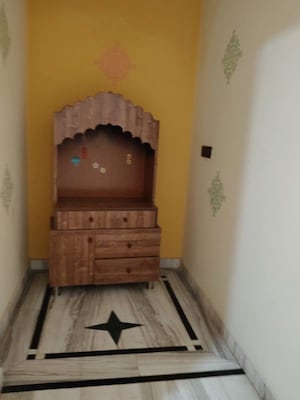 Furnished Amenities in 3 BHK Independent House at Sector 23 – for Rent