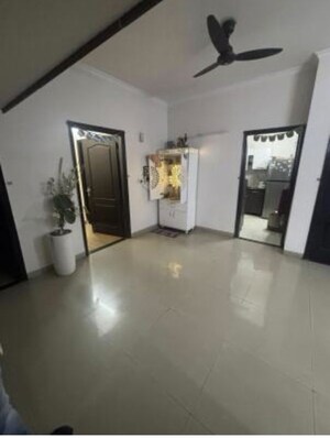 Room in 3 BHK Builder Floor at Ansal API Versalia, Sector 67a – for Sale